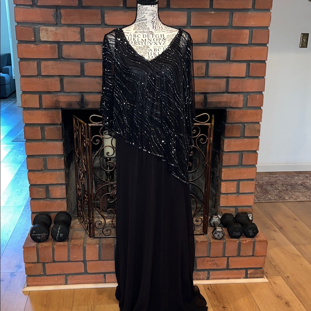 JKara Elegant Black Evening Dress